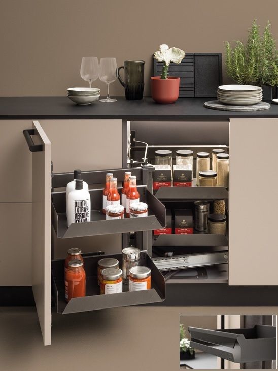 <p>Висувний кут Fold Corner 500 мм, 4 полиці, колір антацит/скло, лівий Hafele Utensio</p>