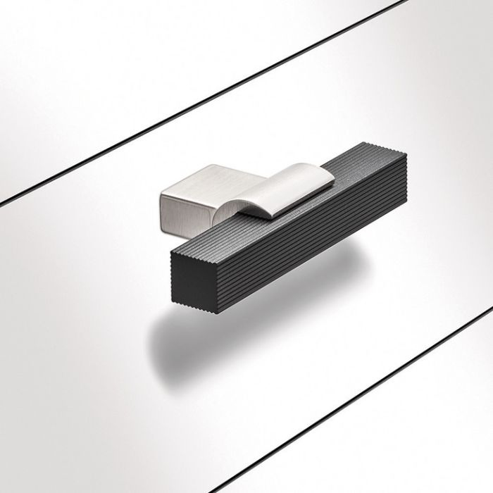 Ручка-кнопка,алюміній, матово-чорний, довжина: 82 мм, ширина: 22 мм, висота: 37,5 мм, відстань між отворами: 16 мм, 100.00.656, 100.00.656