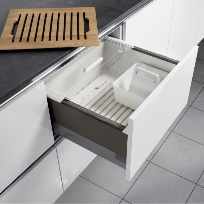 Ящик для їжі, Hailo Pantry Box| з одним ящиком, деревяною решіткою для хлібобулочних виробів і пластиковою решіткою для овочів, модель 39060-60, розм. 562–568 x 491 x 232 мм (ШxГxВ), (556.44.786)  3926300090, 556.44.786