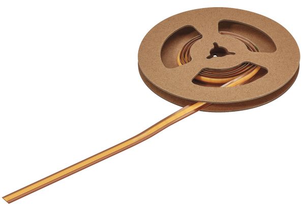 <p>Стрічка LED3103 24V/4.8W/m 5000K/50м</p>